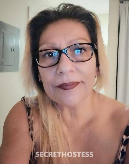 41Yrs Old Escort Hickory NC Image - 1