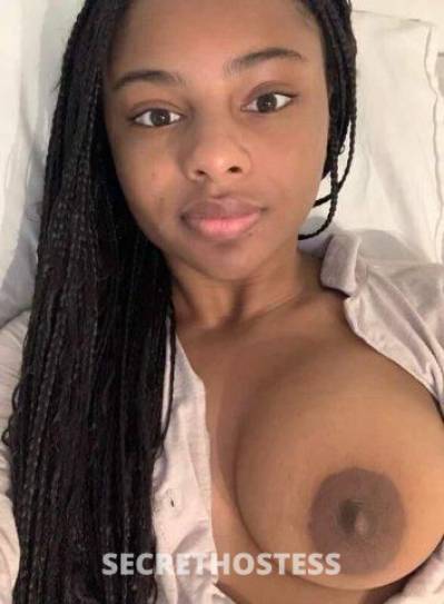 27 year old Cuban Escort in Knoxville TN ?cuban mami