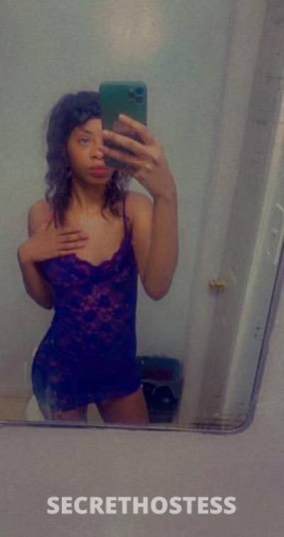 22 year old Escort in Memphis TN INCALLS ONLY AGE 40 AND UP ? ?‍?WETTT PUSSY COME AND GET 