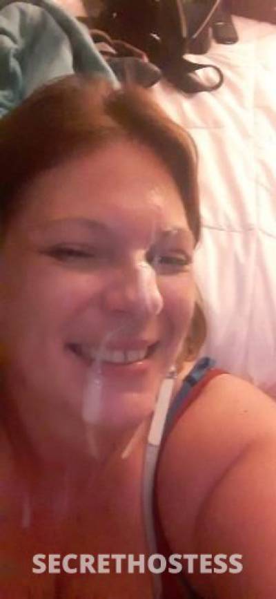 33 year old Escort in South Bend IN 33Yrs Older Women Are Easier To Bang - 33