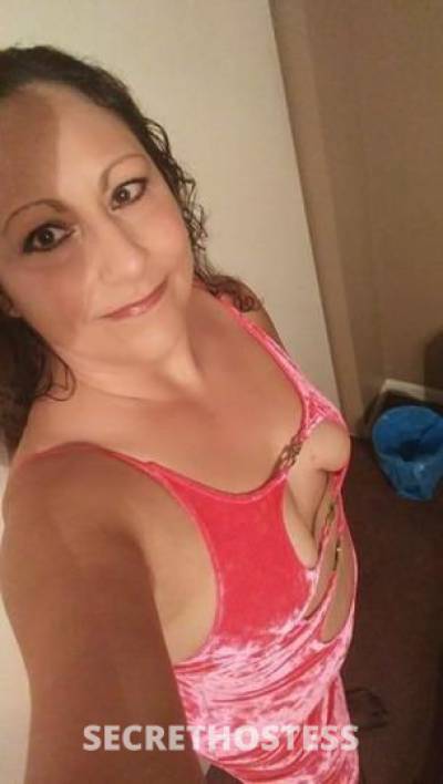 56Yrs Old Escort Holland MI Image - 0