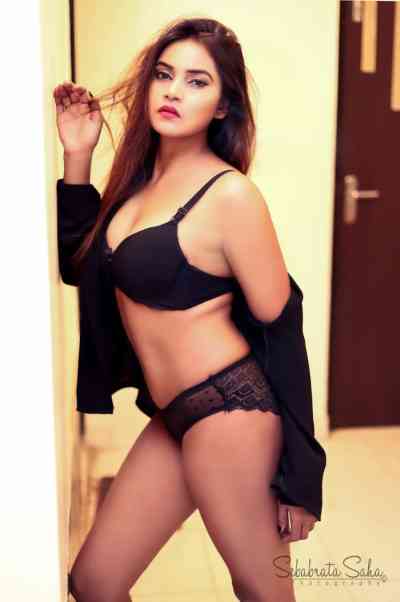 22Yrs Old Escort 52KG 169CM Tall Singapore Image - 2