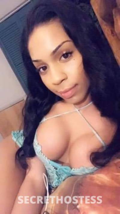 27 Year Old Escort Chicago IL - Image 2