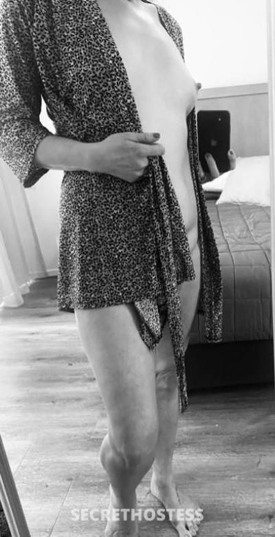 40 year old Australian Escort in Mooloolaba Sunshine Coast Sexy Mature MILF &amp; Genuine Aussie Sweetheart