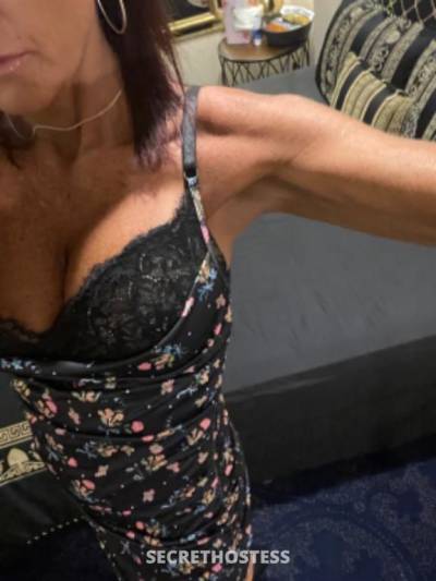 44Yrs Old Escort Size 8 Newcastle Image - 4