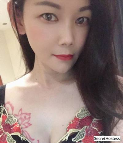 22 year old Japanese Escort in Riyadh Karla