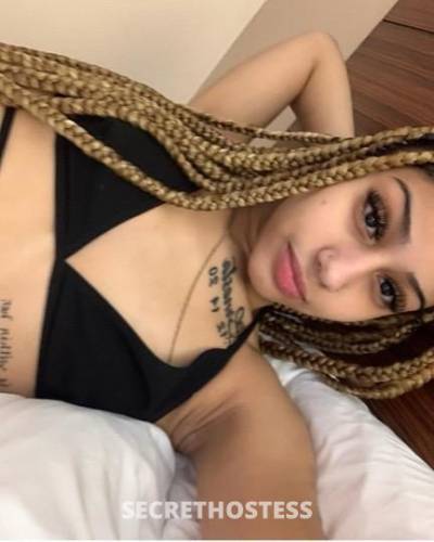 24 year old Escort in Macon GA Happy valentines babes am available for both incall and 