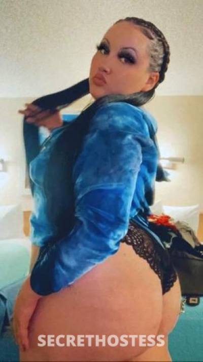 27 year old Escort in Bakersfield CA SPECIALS Curvy Water Work Queen