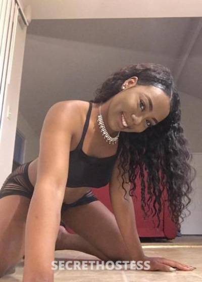 28 year old Escort in Columbia MO Quickie Queen