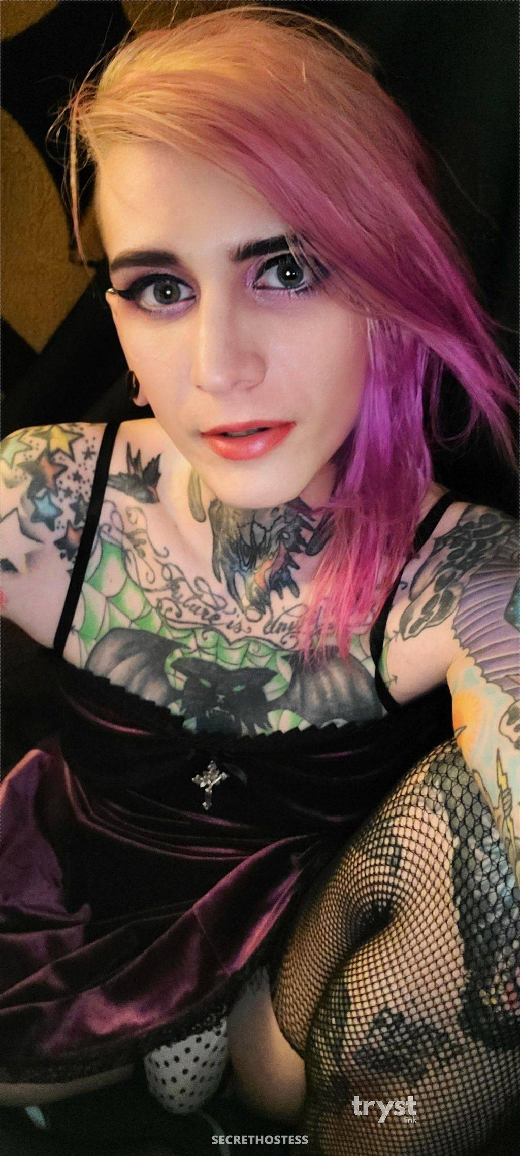 Escort Size 12 184CM Tall Pittsburgh PA Image - 5