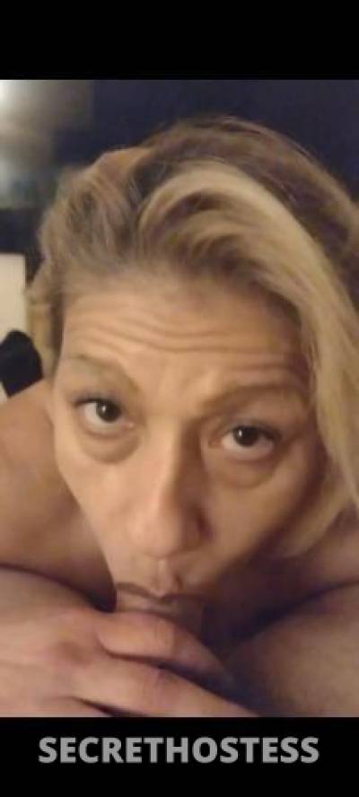 43Yrs Old Escort Roanoke VA Image - 1