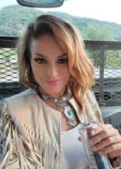 26 year old Escort in Albany Escort