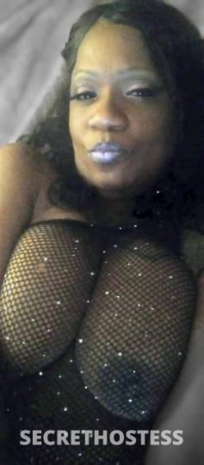 45 year old Escort in Albany GA back in town and available QV&amp;Hh special Low Rate 