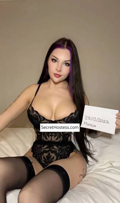 Escort Size 8 Melbourne Image - 0