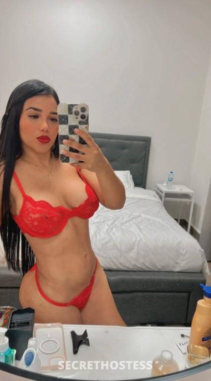 Vivian 25Yrs Old Escort Size 6 156CM Tall Wagga Wagga Image - 2