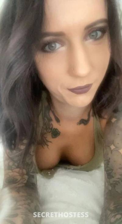 Aussie Tattooed Temptress – 34 in Gold Coast