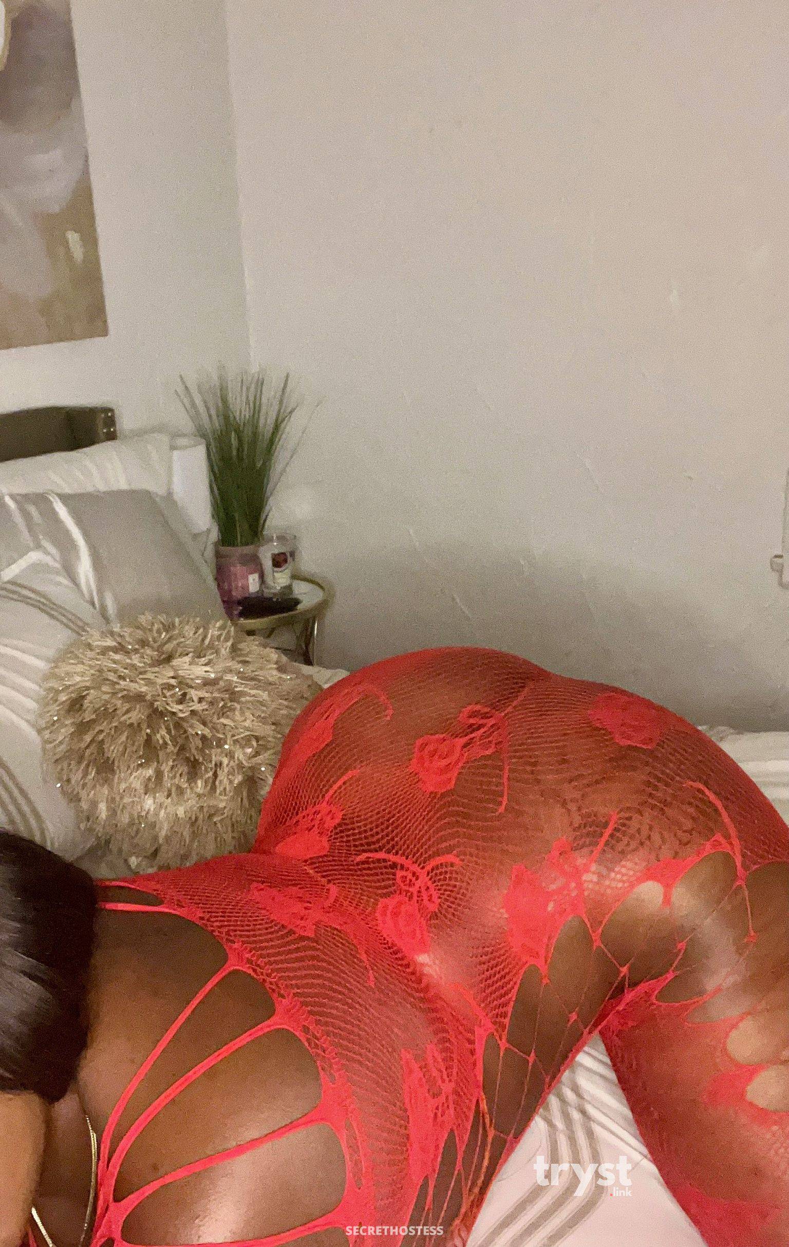 20Yrs Old Escort Size 6 152CM Tall Ottawa Image - 0