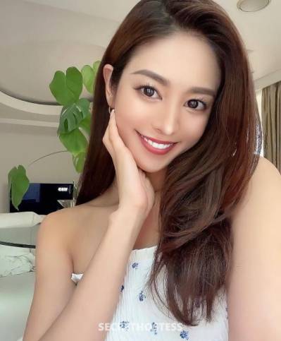 35 Year Old Japanese Escort Singapore - Image 3