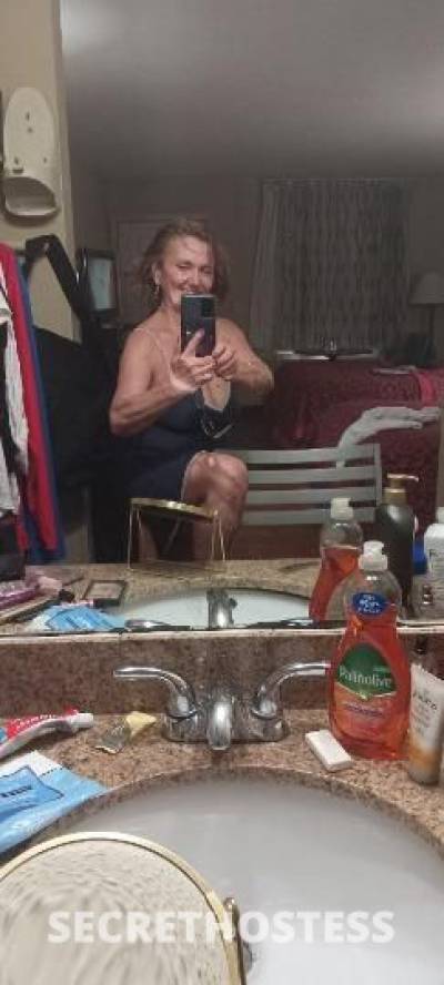 Beth 58Yrs Old Escort Size 6 149CM Tall Nashville TN Image - 7