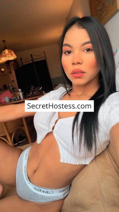 22 Year Old Hispanic Escort Zagreb Black Hair Brown eyes - Image 4