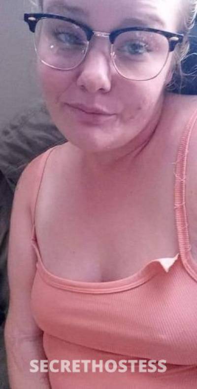 24 year old Escort in Memphis TN ready now?? ask about my 2 girl special incall special and 