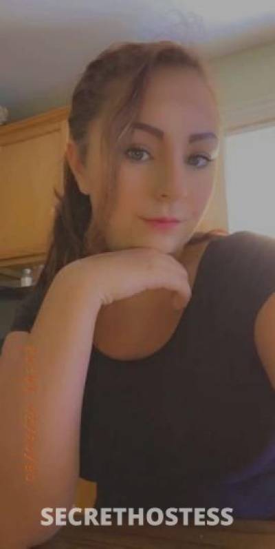 25 year old Escort in Sioux Falls SD ??Car fun/Outcall and incall??//I sell video