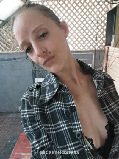32 year old Escort in Birmingham Gardens Newcastle Petite sexy girl in early 30s who loves what I do as I'