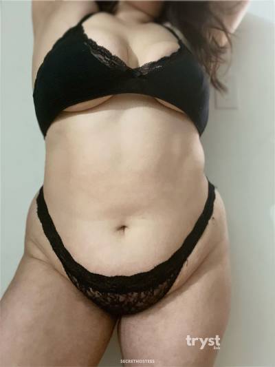 Mia Wildside - Curvy, sensual college girl in Vancouver