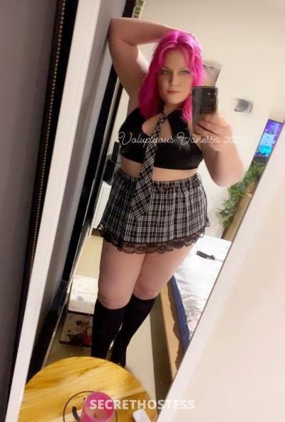 Voluptuous Vanessa with hot pink hair big booty in Melbourne