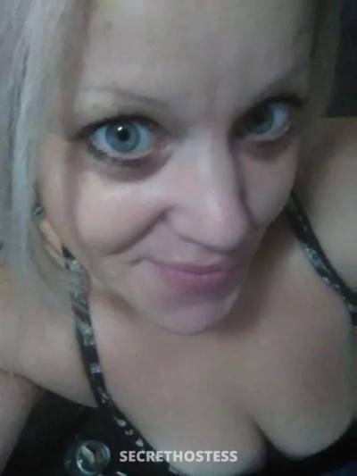 25 year old Escort in Wollongong Playfulness in the Park
