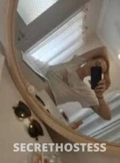 26 year old Escort in Belgian Gardens Townsville BLOW N GO - Car or Outcall