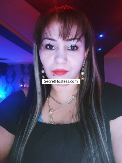 Caucasian Escort Dortmund Brunette Brown eyes - Image 2