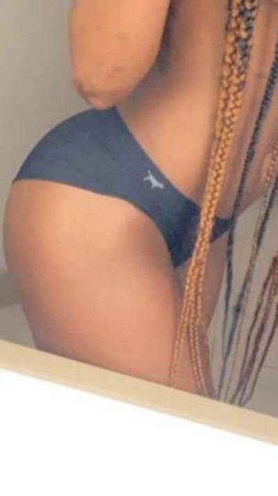 19 year old Escort in Charlotte NC Incall no deposit no outcall