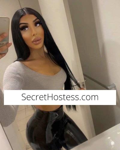 19 year old Italian Escort in Sydney TS Jessica