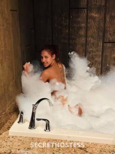 23 year old Latino Escort in Charlotte NC hola soy thalia estoy de paso por la ciudad