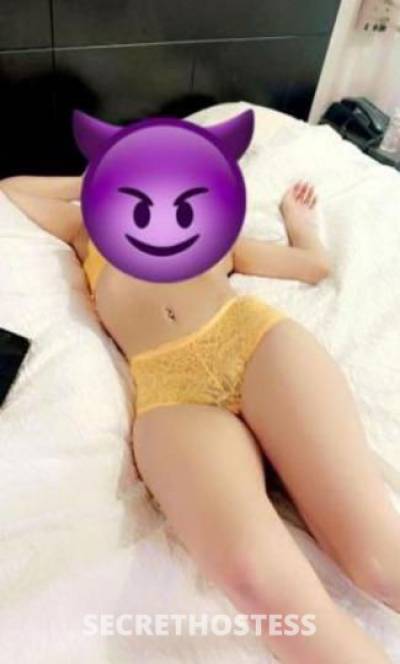 24 year old Escort in Charlotte NC Available now cash incall Not FT