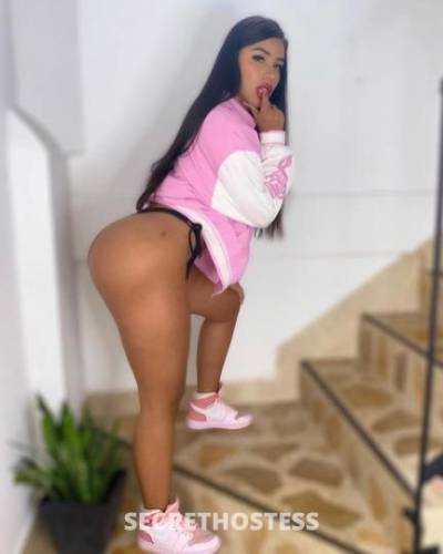 25 year old Escort in Staten Island NY elegant sexy discreet fun girl