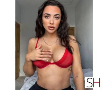 19Yrs Old Escort London Image - 4