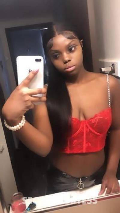 20Yrs Old Escort Milwaukee WI Image - 2