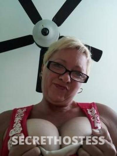 54Yrs Old Escort Racine WI Image - 0