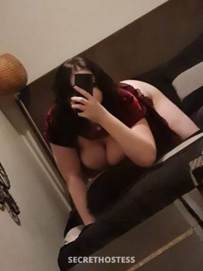 Young busty brunette aussie babe - danni in Perth
