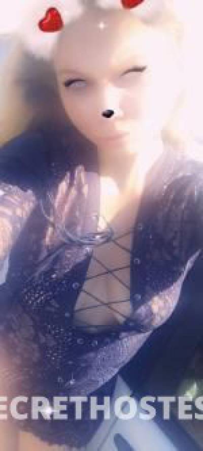 22 year old Escort in Georgetown Newcastle Meet in Merewether now