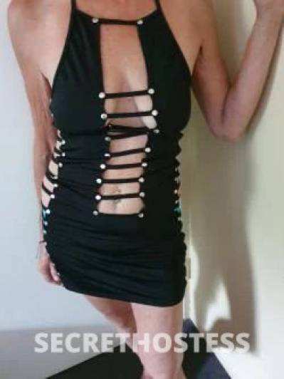 60Yrs Old Escort Size 8 154CM Tall Newcastle Image - 3