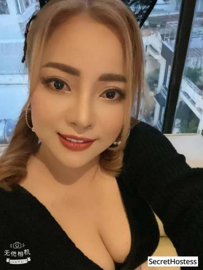 24 Year Old Vietnamese Escort Abu Dhabi - Image 4