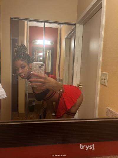 20Yrs Old Escort Size 6 168CM Tall Chicago IL Image - 4