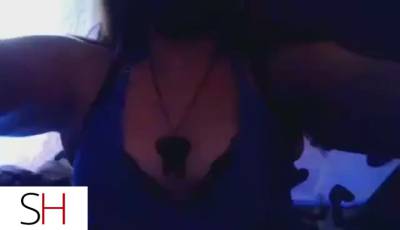 37 year old Asian Escort in Winnipeg Hot , wet and full of fun