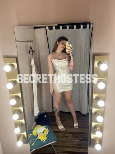 28 year old Asian Escort in Los Angeles CA Giantess Allie Oops