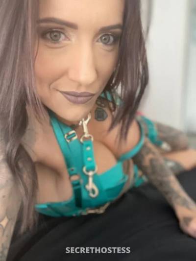 Tattooed Temptress in Gold Coast