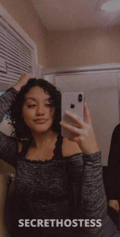 26 year old Latino Escort in Madison WI Very Petite Latina Treat