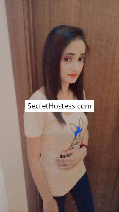 19 Year Old Mixed Escort Al Maabilah Black Hair Blue eyes - Image 2